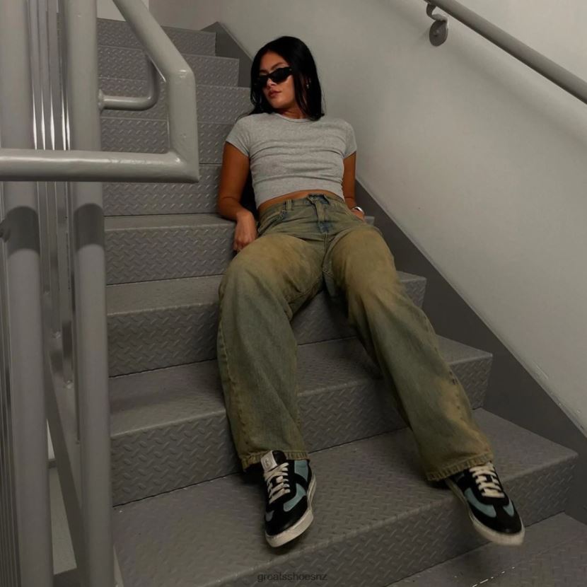 GREATS Blue Multi The Charlie Distressed Shoes ZXBPJD140