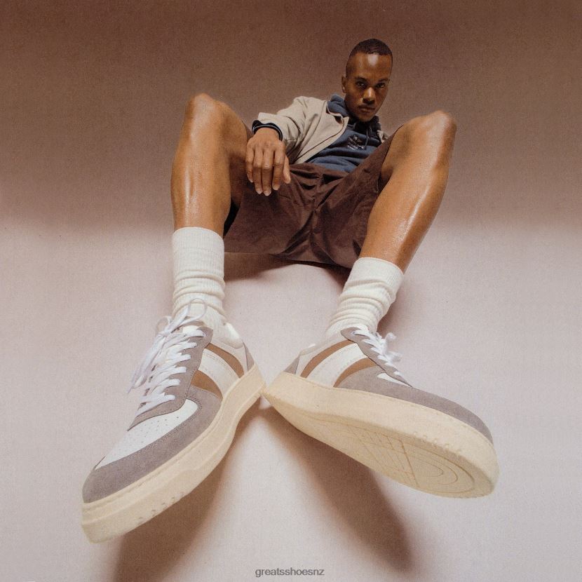 GREATS Brown Grey The St. James Low Shoes ZXBPJD56