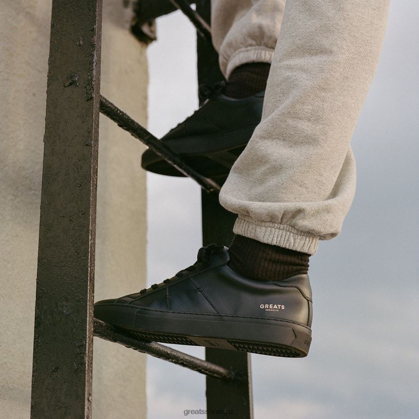 GREATS Triple Black The Royale 2.0 Shoes ZXBPJD16