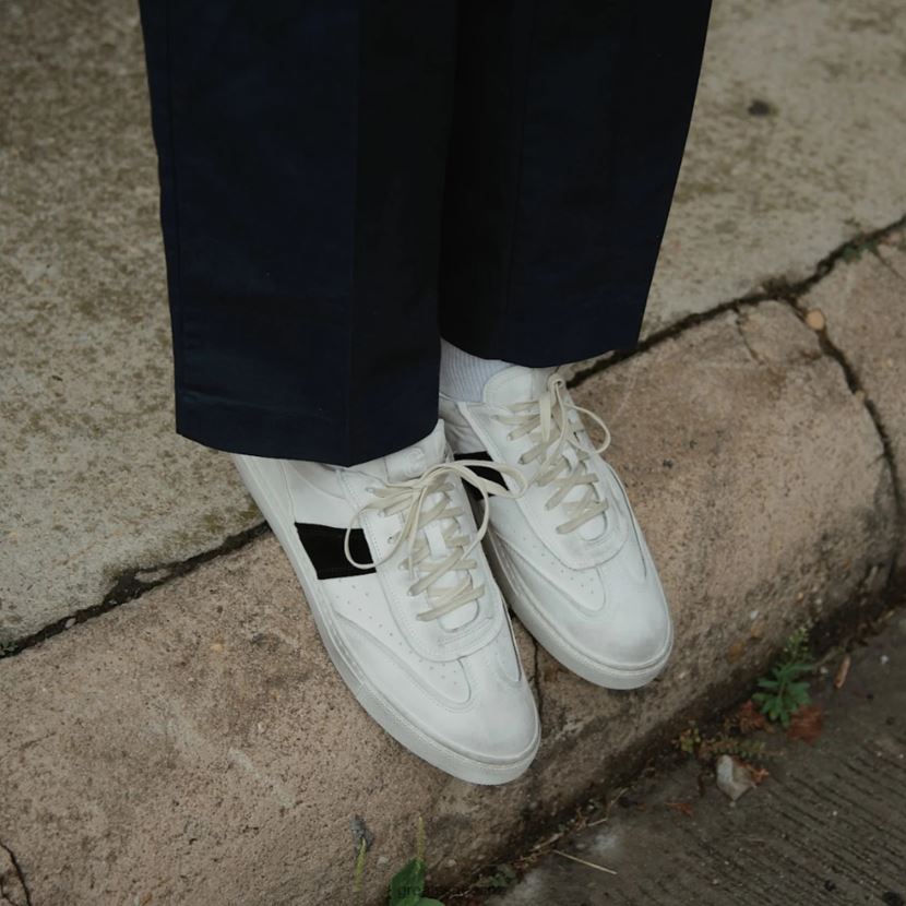 GREATS White Black The Charlie Distressed Shoes ZXBPJD33