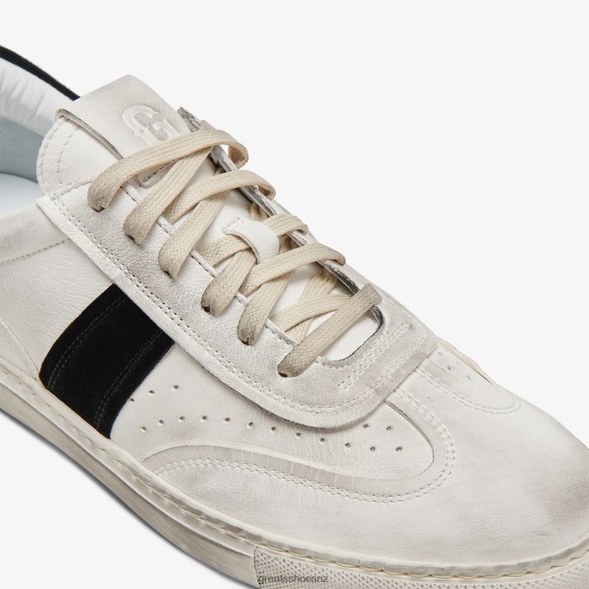 GREATS White Black The Charlie Distressed Shoes ZXBPJD33