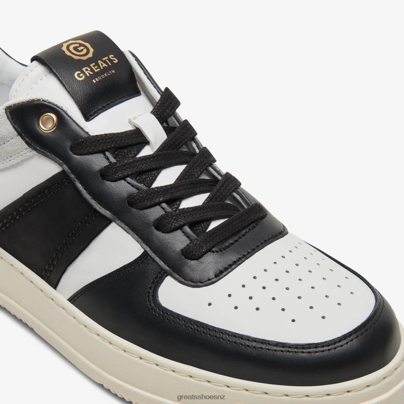 GREATS White Black The St. James Low Shoes ZXBPJD38
